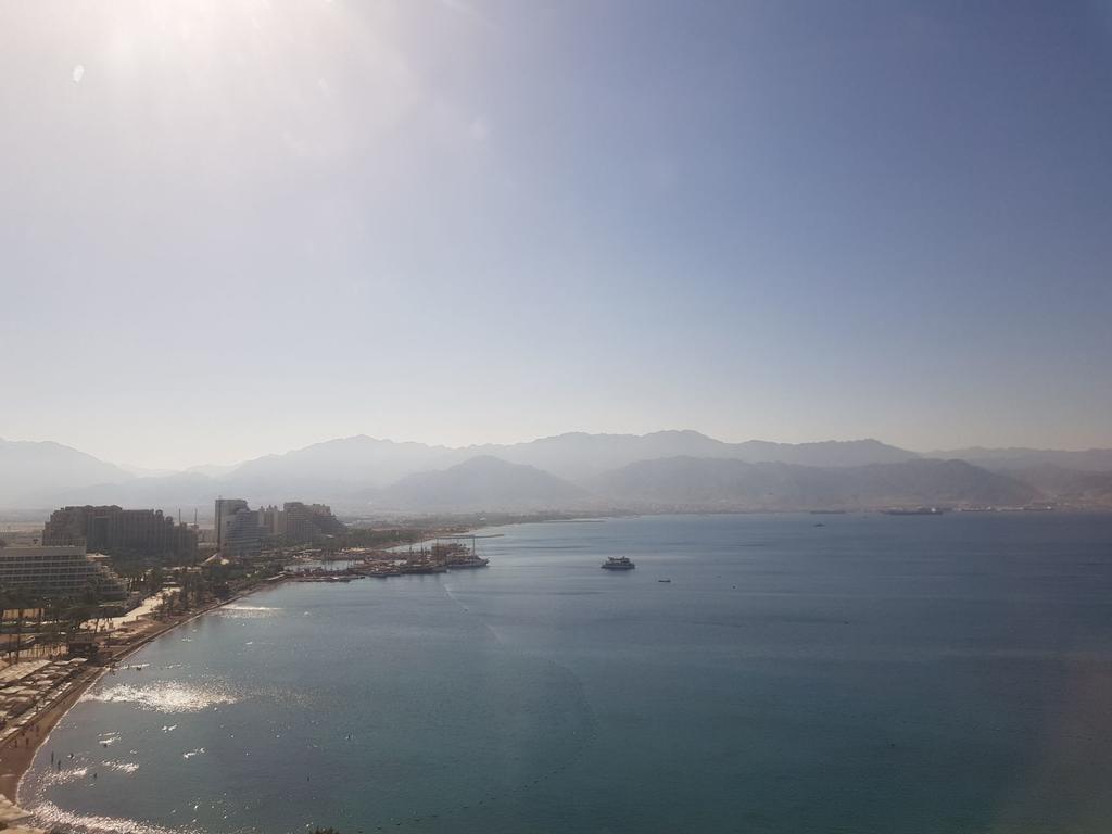 Red Mountains Apartments Eilat Exteriör bild